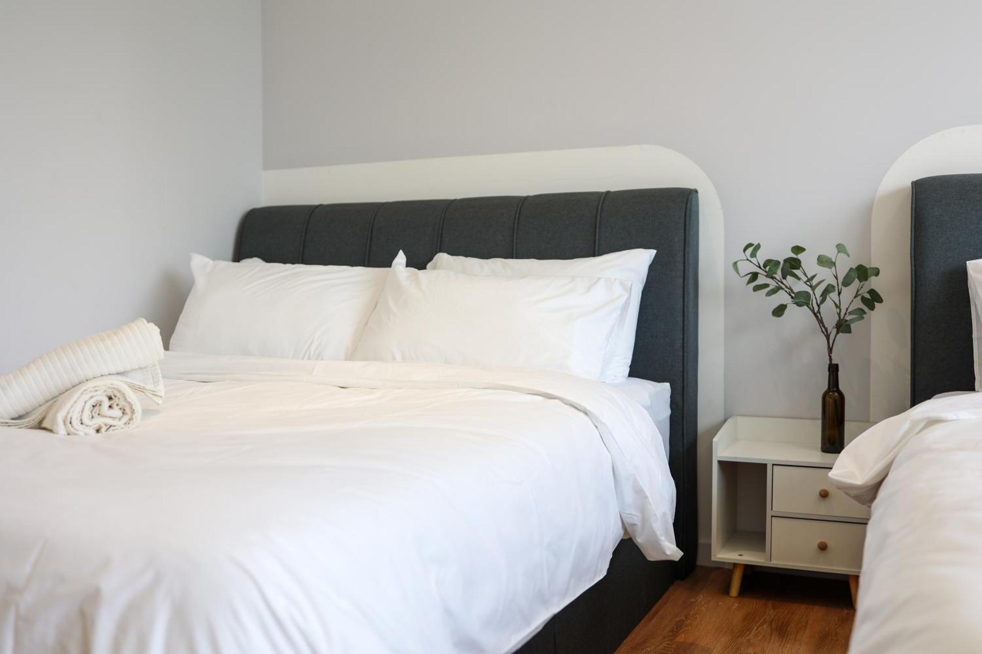 Quill Premium Cozy By Ares * Kuala Lumpur